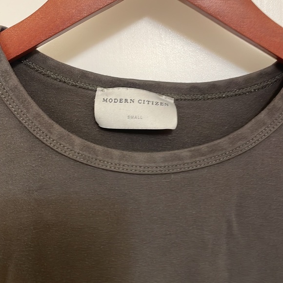 Modern Citizen women’s top - Picture 2 of 5